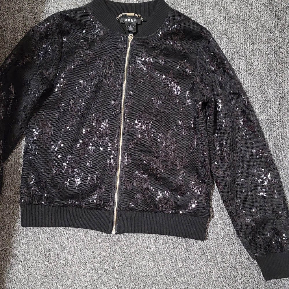 DKNY sweater size XS